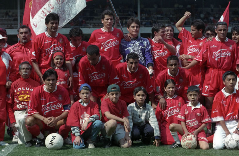 Club Toluca de finales de los 90. Los Diablos son los máximos ganadores de títulos en Torneos Cortos